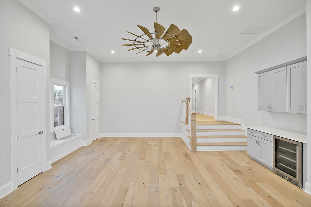 Gallery Images
