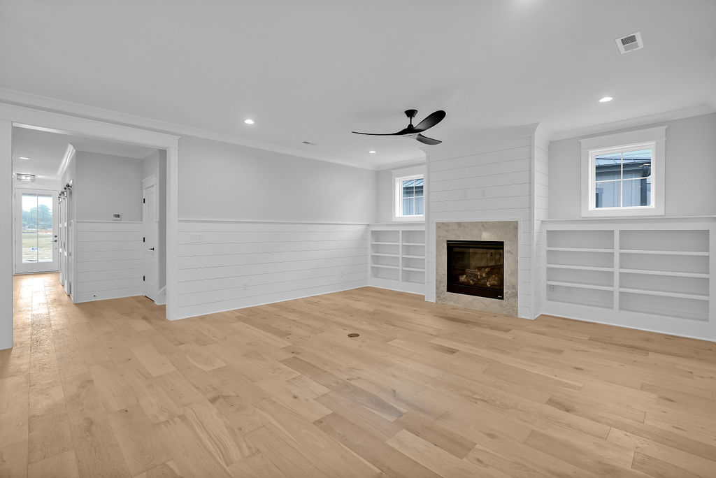 Gallery Images