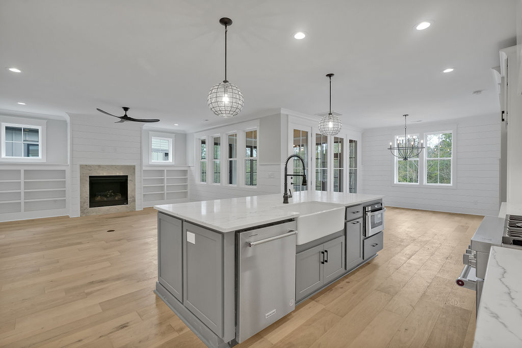 Gallery Images