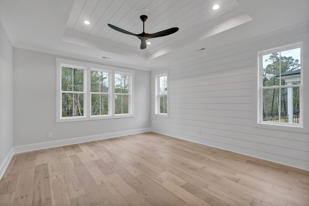 Gallery Images