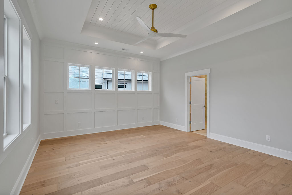 Gallery Images