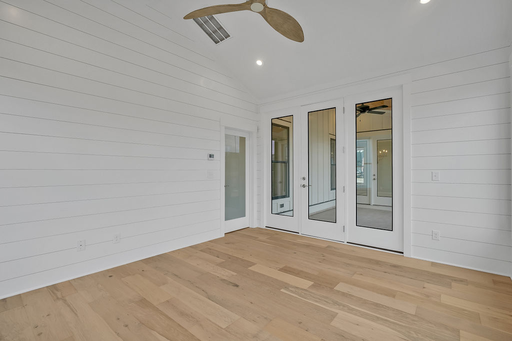 Gallery Images