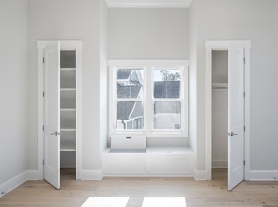 Gallery Images