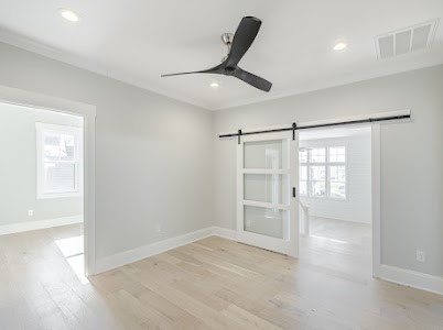 Gallery Images