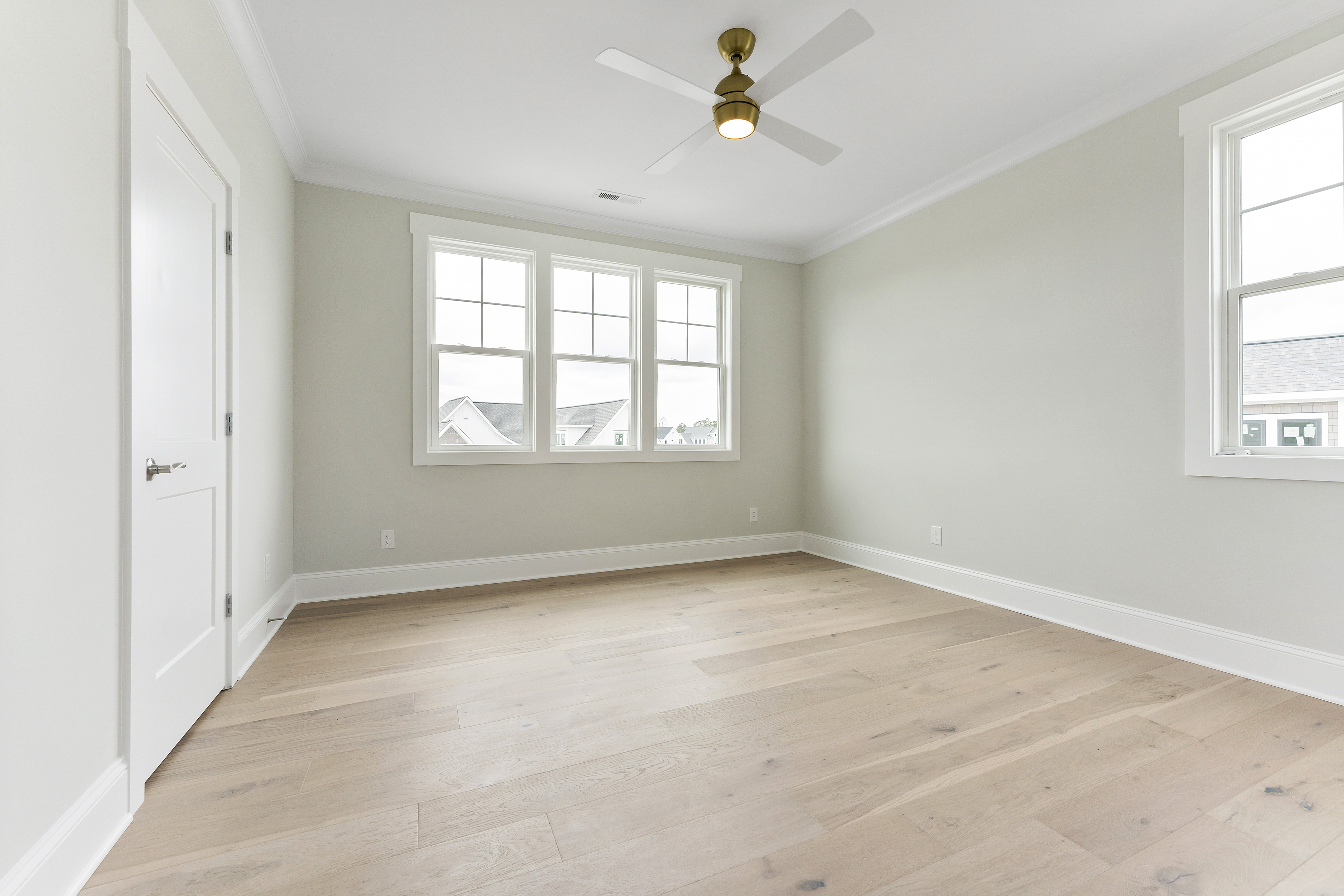 Gallery Images