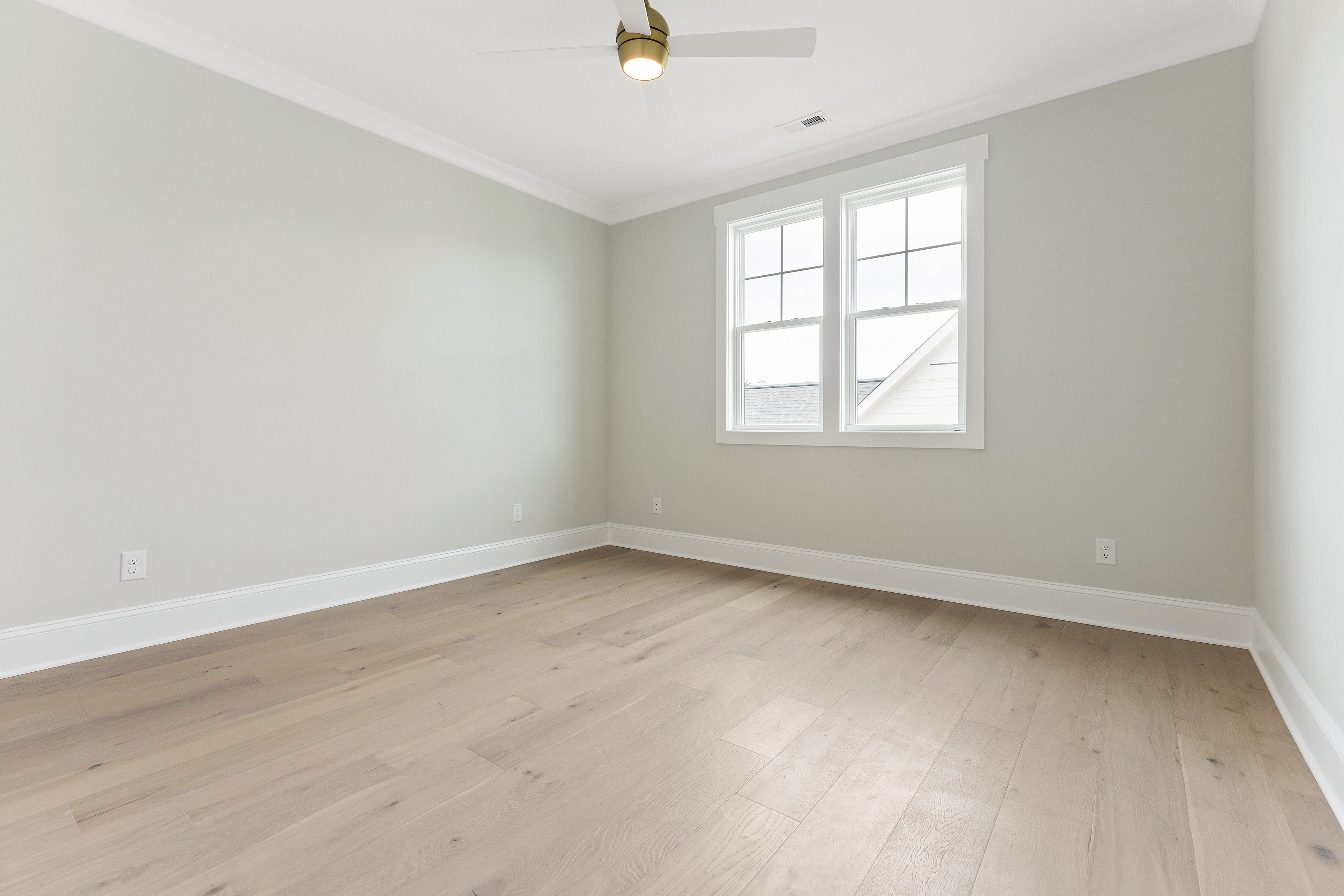 Gallery Images