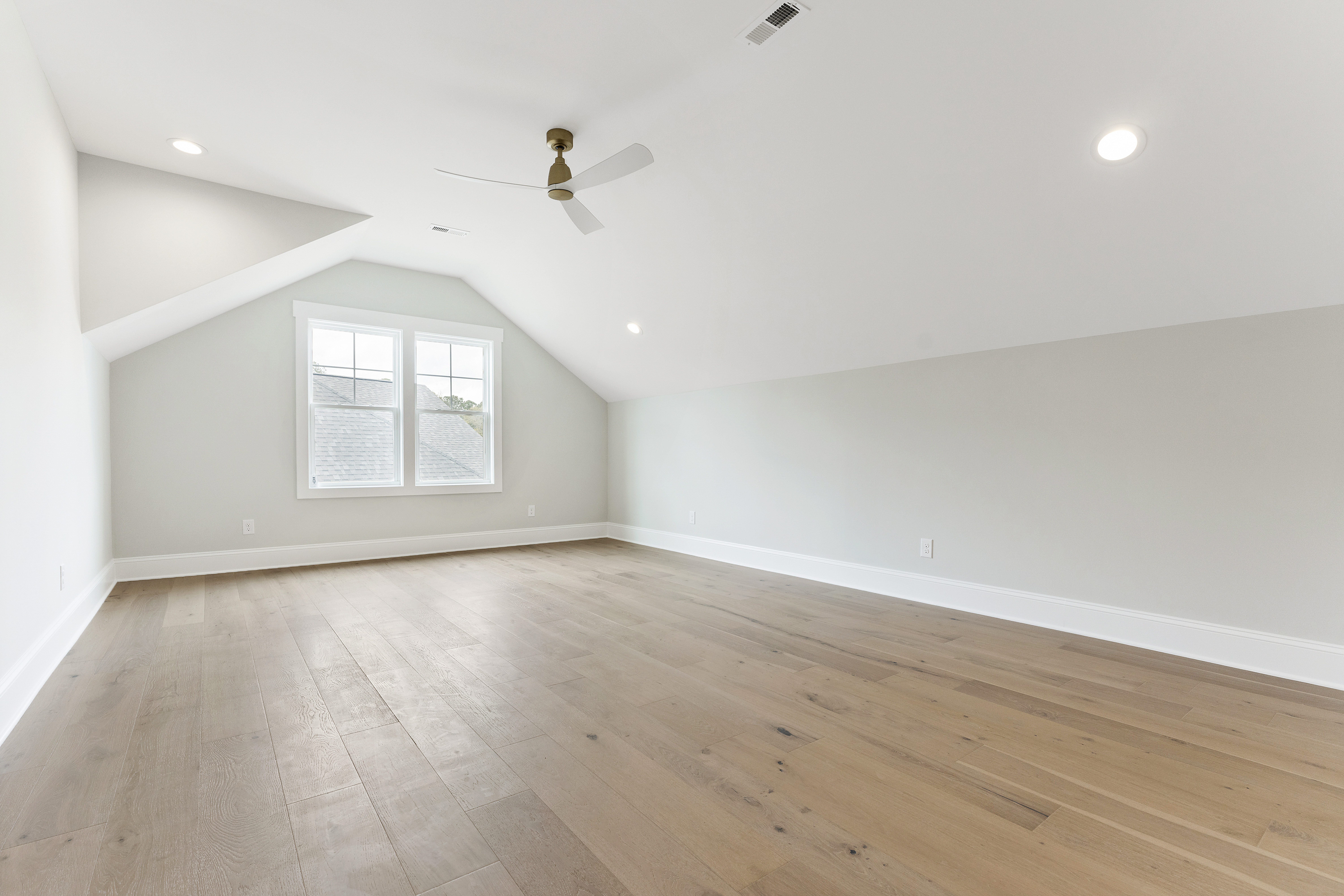 Gallery Images