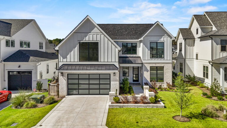 640 Waterstone Dr - New Home For Sale